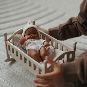 Кукла с кроваткой Mrs. Ertha "Joy Little Daisys", очарование маргариток, 20 см